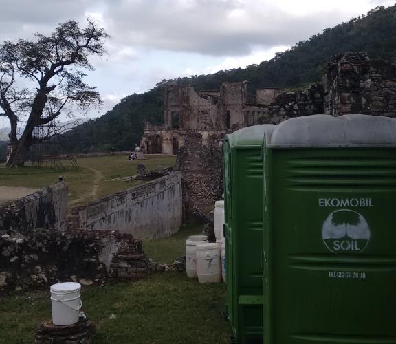 EkoMobil toilets at the Citadel
