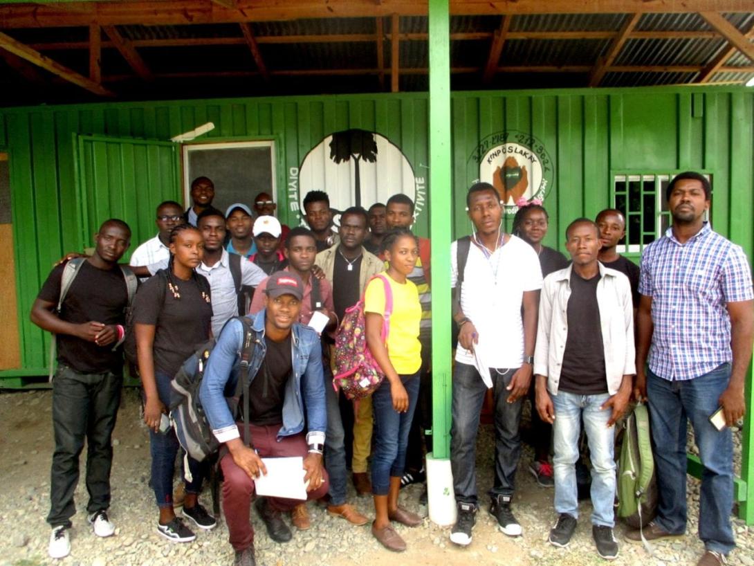 Agronomy students visit SOIL